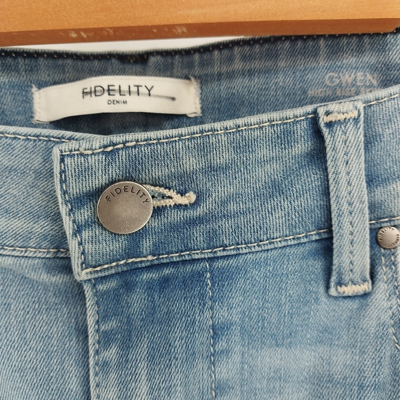 Fidelity Denim Gwen High Rise Skinny - Picture 9 of 16